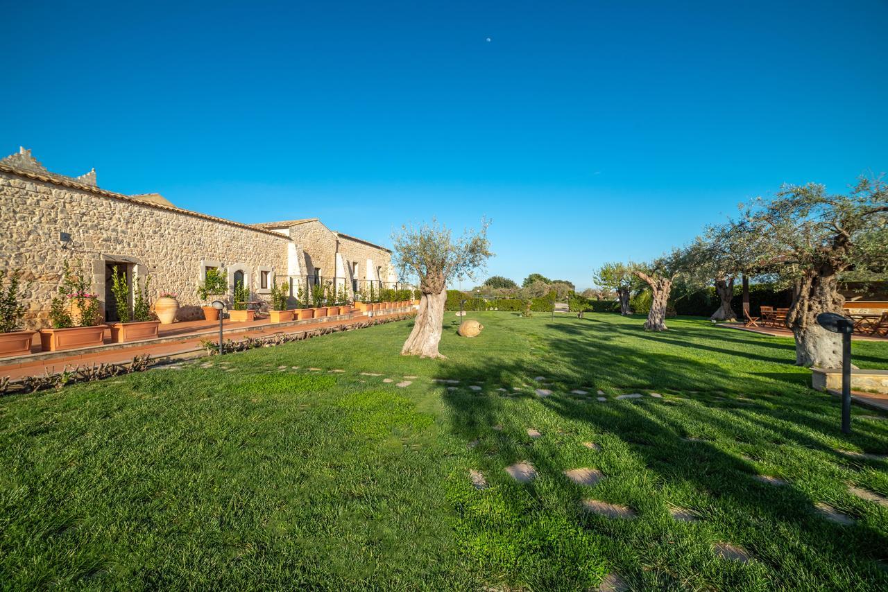 Torre Don Virgilio Country Hotel Cannizzara Exterior photo